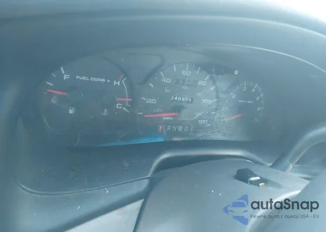 2000 Ford Taurus Se z USA, uszkodzony, nr VIN 1FAFP5324YA204876